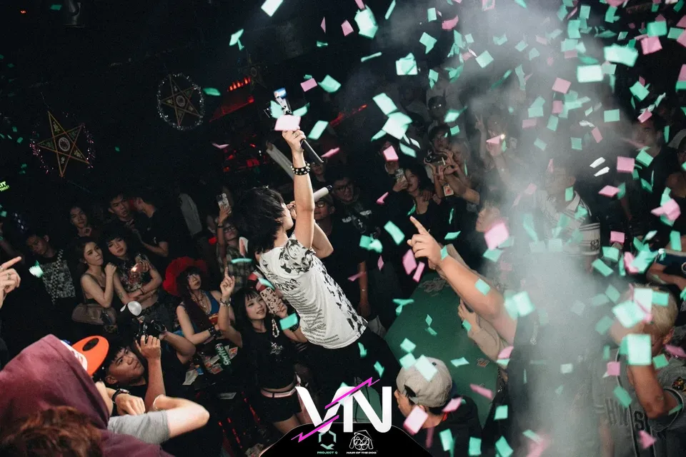 헤어 오브 더 독 다낭 분위기 1번째