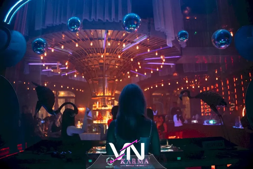다낭 카르마 라운지 분위기 1번째