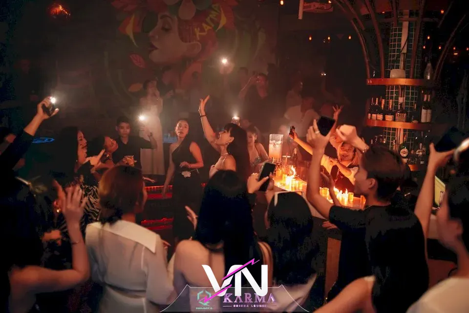 다낭 카르마 라운지 분위기 5번째