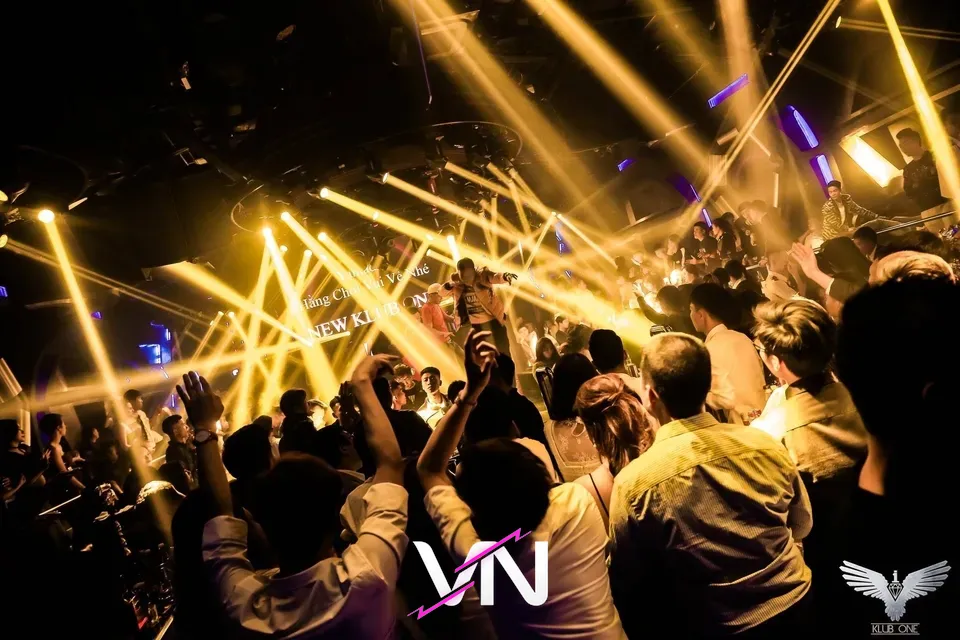 하노이 클럽 원 분위기 2번째