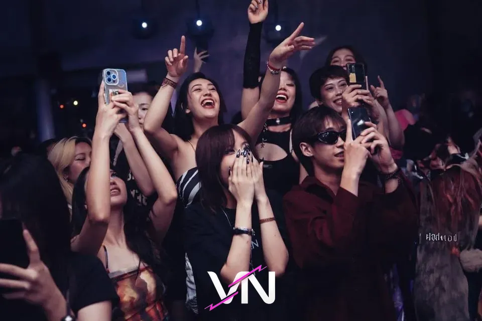 하노이 더 벙커 클럽 분위기 6번째