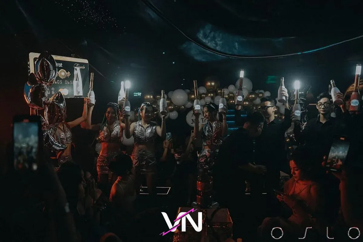 호치민 오슬로 클럽