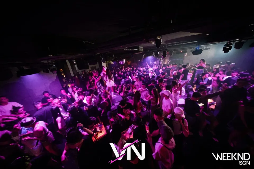 호치민 위켄드 사이공 분위기 1번째