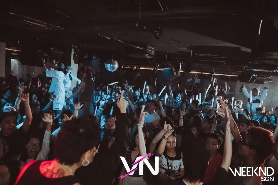 호치민 위켄드 사이공 분위기 2번째