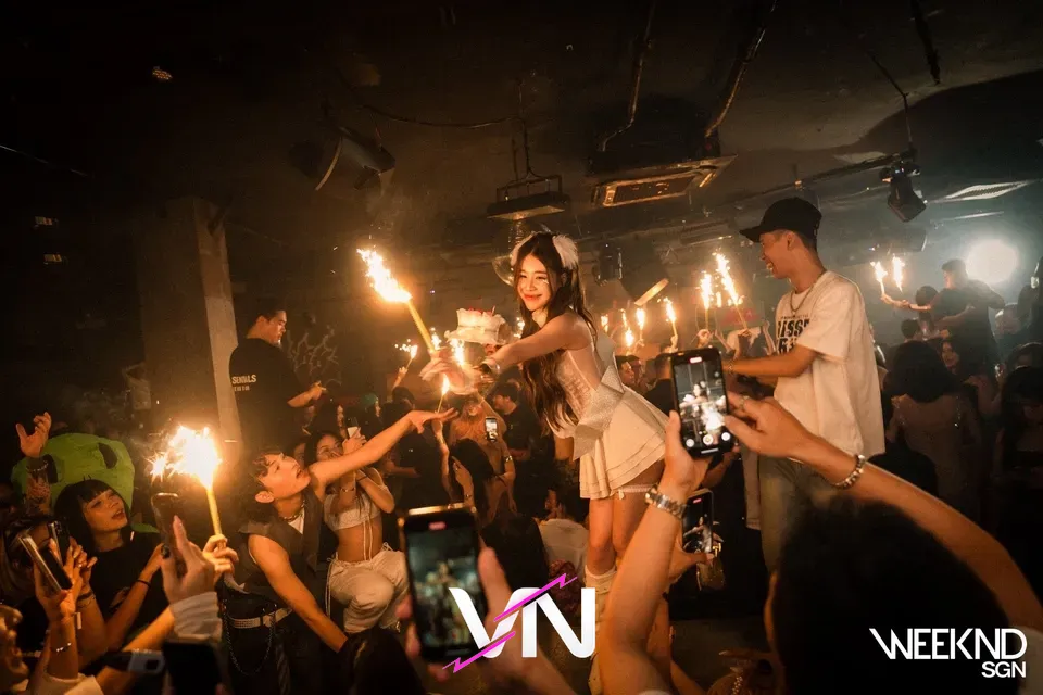 호치민 위켄드 사이공 분위기 6번째