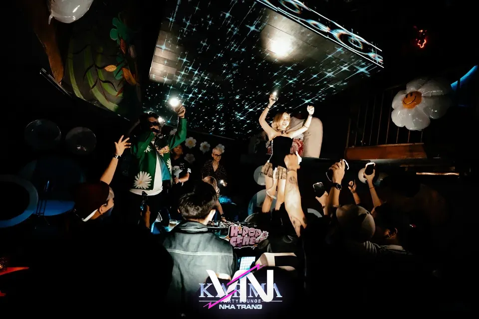 나트랑 카르마 라운지 분위기 2번째