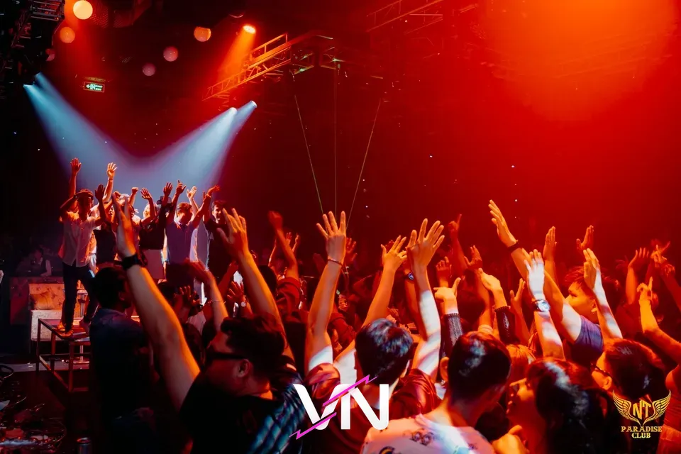 나트랑 파라다이스 클럽 분위기 1번째