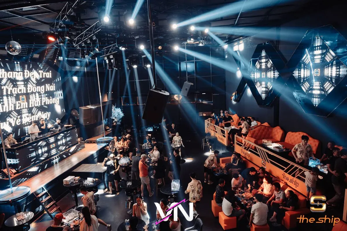 붕따우 더 쉽 클럽